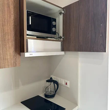 Kallistheni - Stylish In Πάνω Λεύκαρα