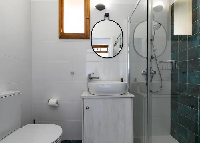 Aparthotel Kallistheni - Stylish In 3*