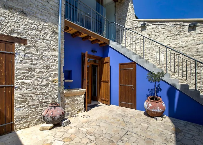 Kallistheni - Stylish In